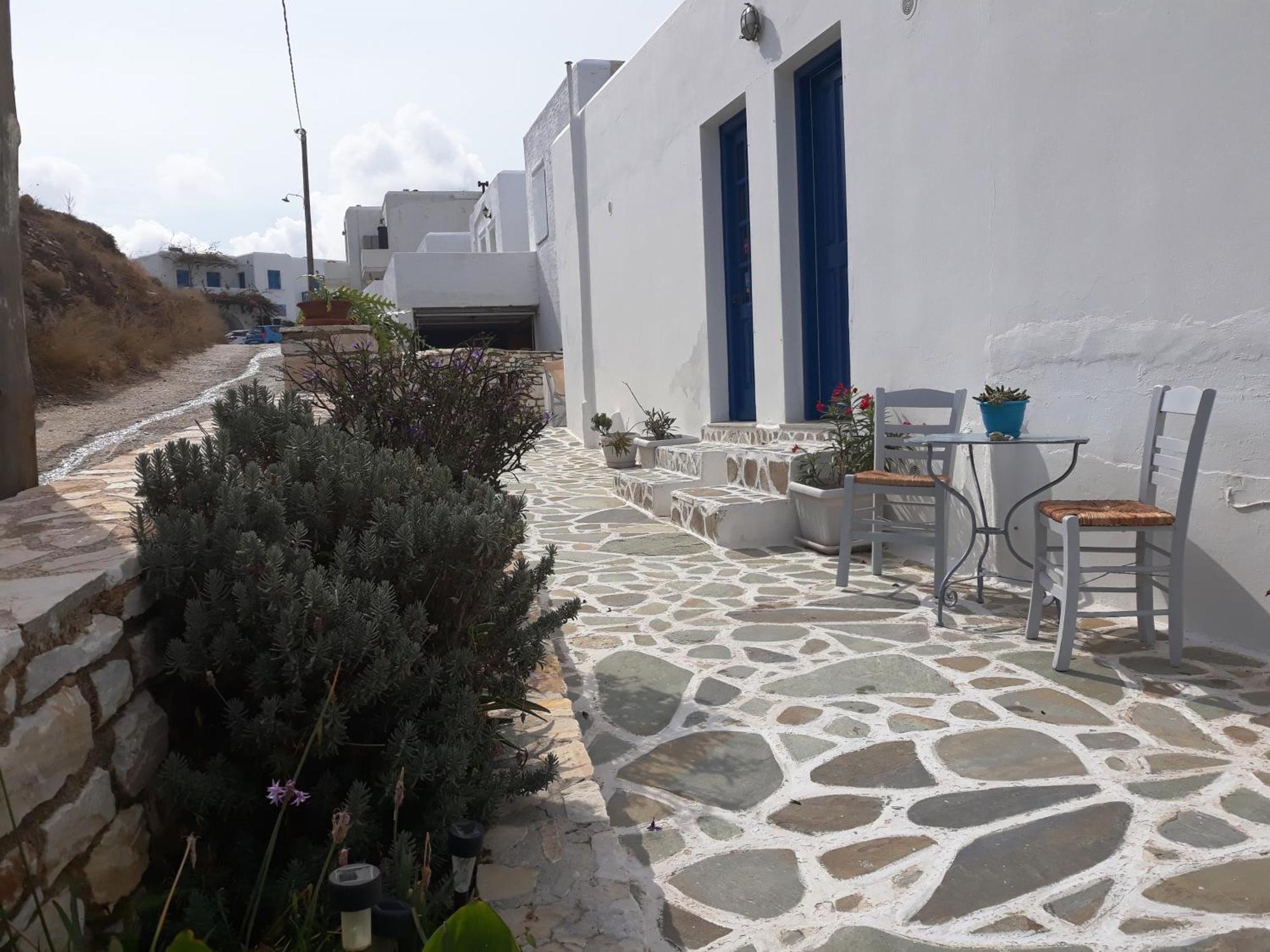 Athina'S Blue Studios Náousa Exterior foto